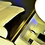 Sana Capitol Hotel 3*