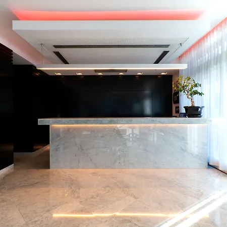 サナ キャピトル 3*