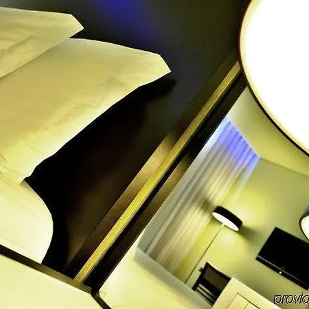 Sana Capitol Hotel 3*