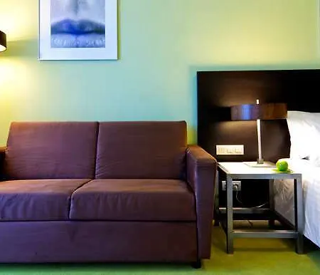 Hotel Sana Capitol 3*