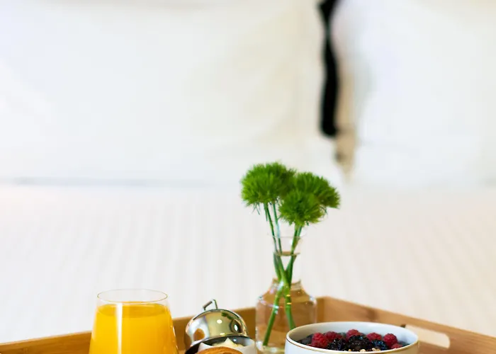 Sana Capitol Hotel 3*