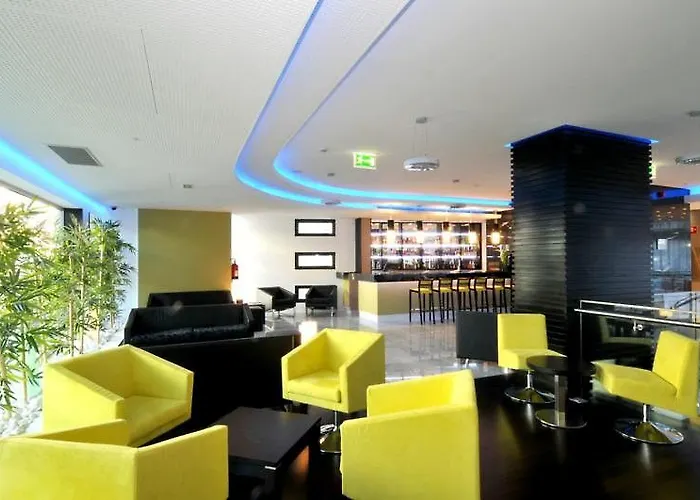 サナ キャピトル