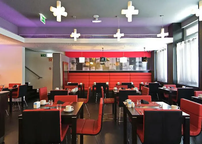 サナ キャピトル