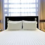 Sana Capitol 3*