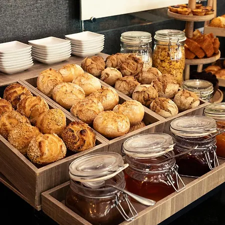 Sana Capitol Hotel 3*