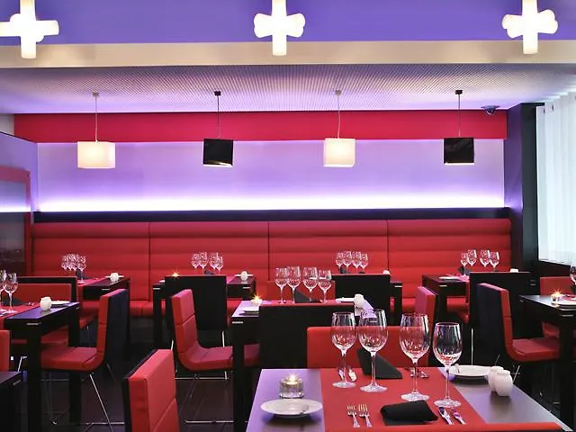 Sana Capitol מלון 3*