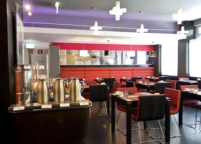 Sana Capitol מלון