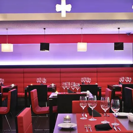 Sana Capitol Hotel 3*