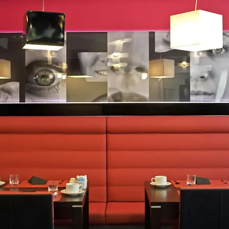 Hotel Sana Capitol 3*