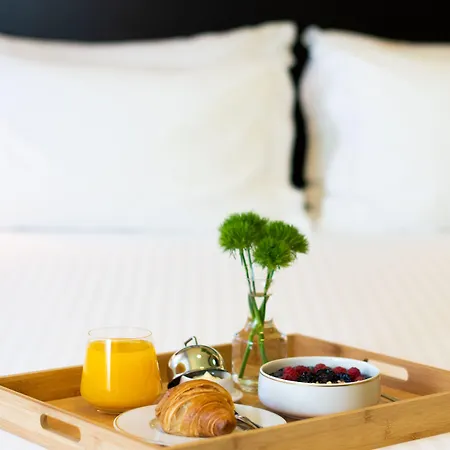 Sana Capitol Hotel 3*